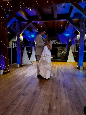 First dance on the floor at an Ottawa wedding